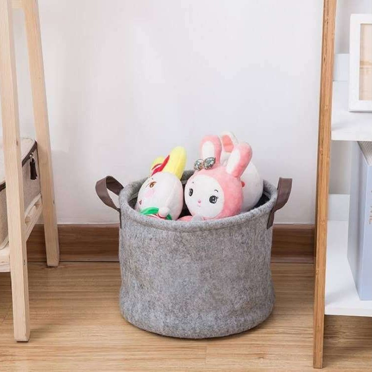 Fabric sundry storage basket